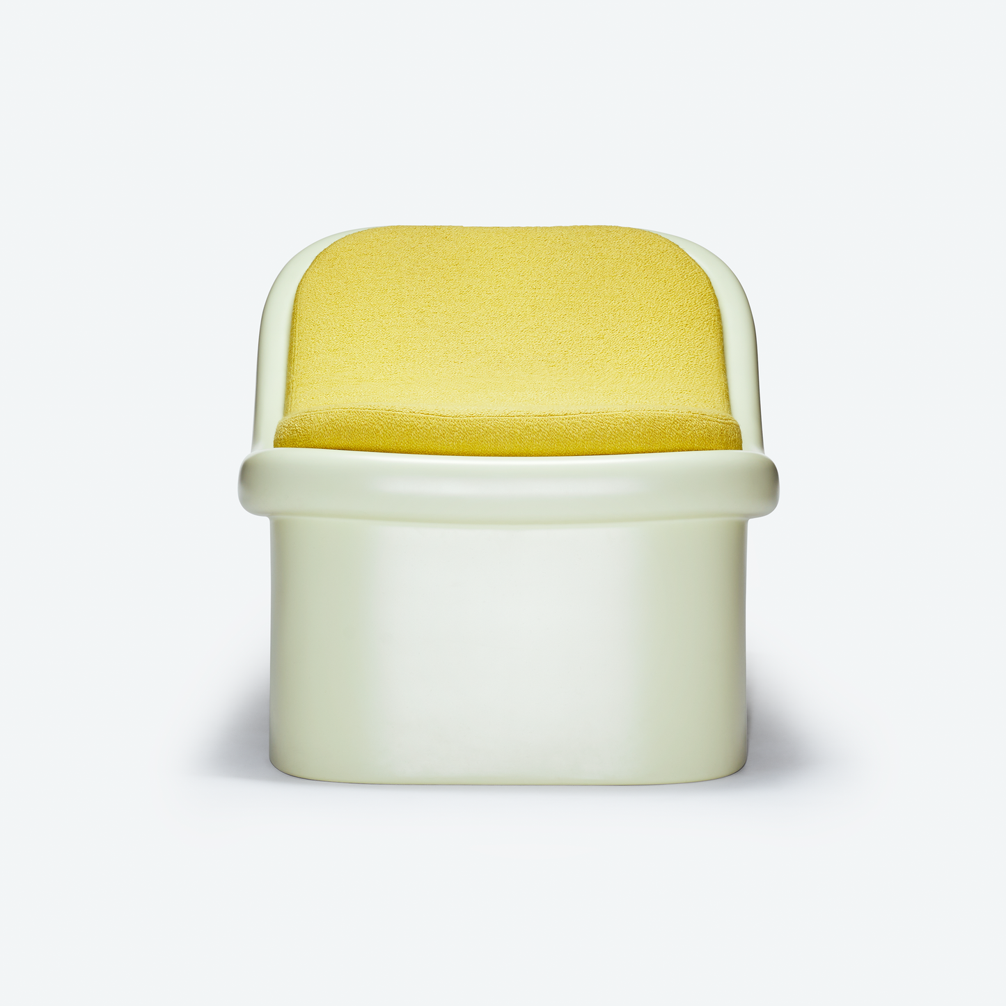 Capsule Chair (Eggshell)